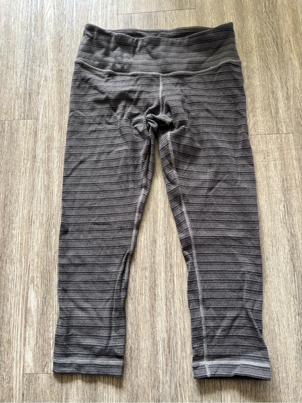 lululemon athletica Gray Striped Capri Leggings